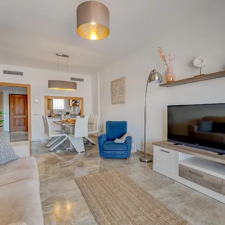 Modern With Large Terrasse, Bbq, Fast Wifi, 2 Pools Appartement Puerto de Santiago (Tenerife)