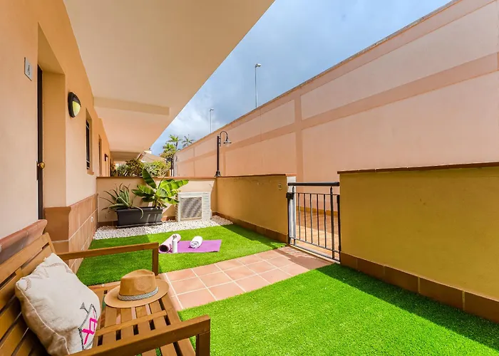 Modern With Large Terrasse, Bbq, Fast Wifi, 2 Pools