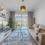 Modern With Large Terrasse, Bbq, Fast Wifi, 2 Pools *