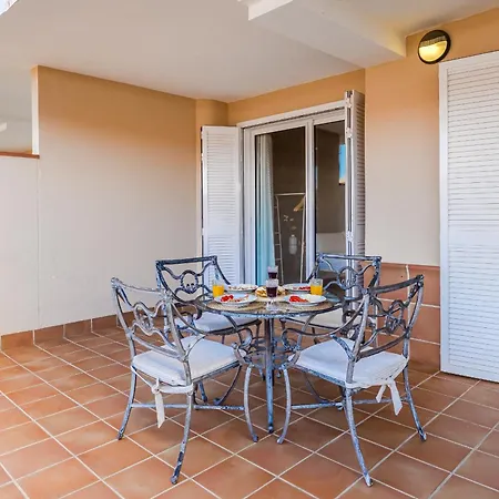 Modern With Large Terrasse, Bbq, Fast Wifi, 2 Pools Apartamento